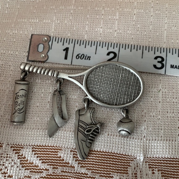 Tennis Racket Charm Brooch - Picture 2 of 3